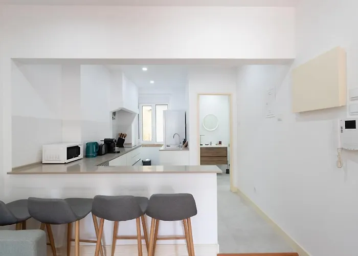 Flh Downtown Flat With Balcony Apartment