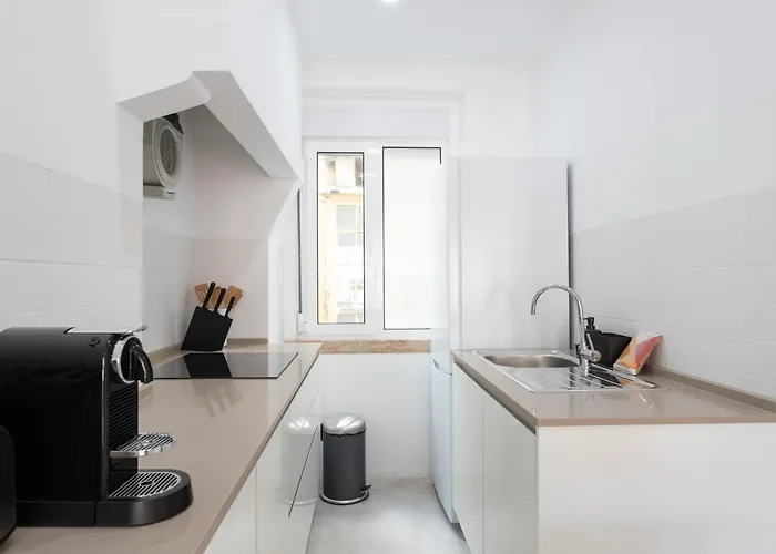 Flh Downtown Flat With Balcony *
