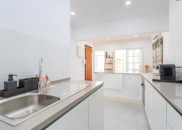 Flh Downtown Flat With Balcony Apartament Lizbona